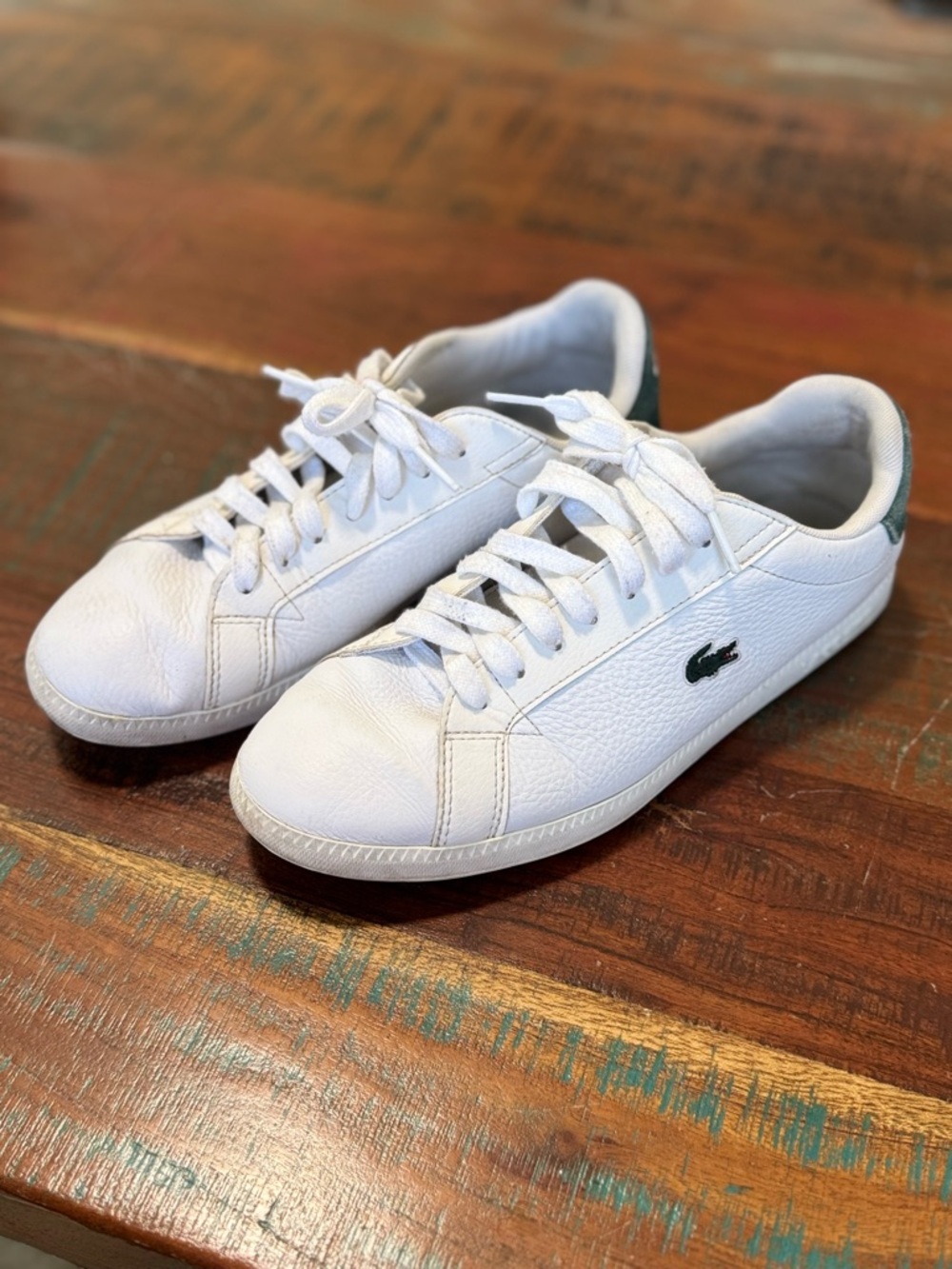 Lacoste Graduate White Leather Sneakers with Green Heel Women's Size 7.5